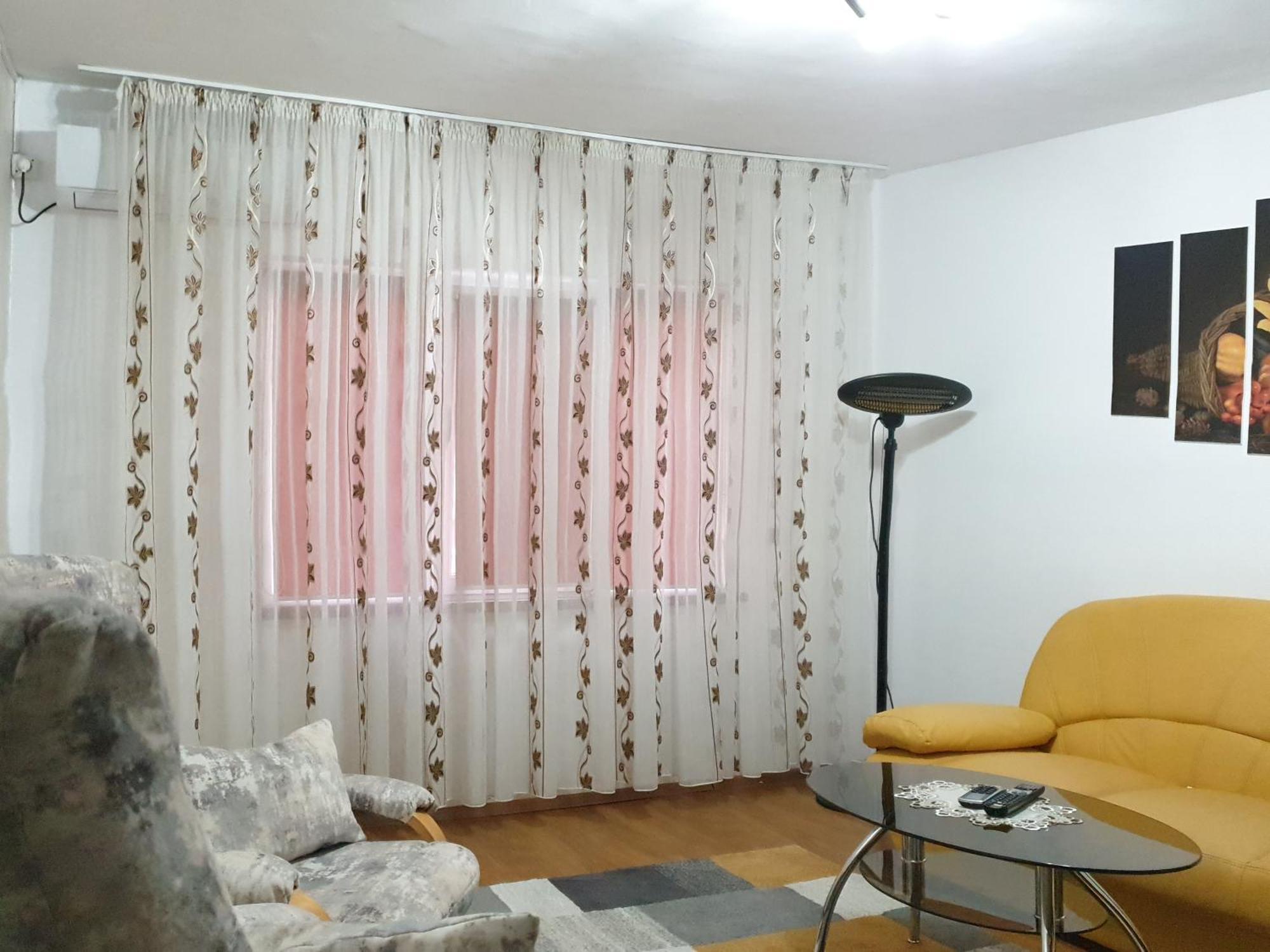 Elena Apartment Orsova Exterior photo